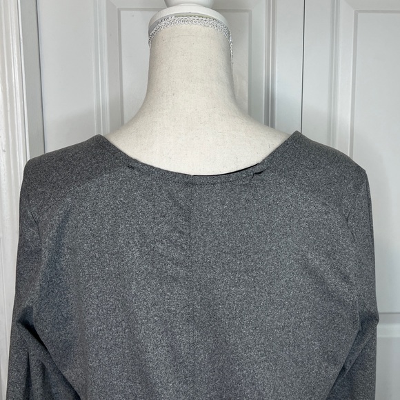 Just Cozy Grey Long Sleeve Tunic Top Medium Casual Athleisure Loungewear Spring - Picture 6 of 11